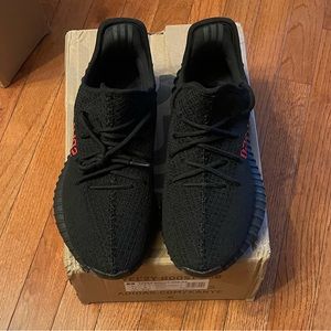 COPY - Yeezy boost 350 Bred size 8.5 Men (Used)